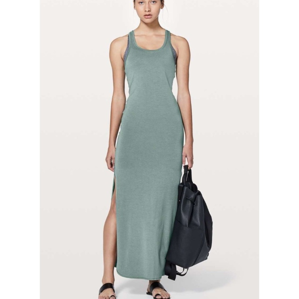 Lululemon Restore & Revitalize‎ Dress in Juniper Green sz 8